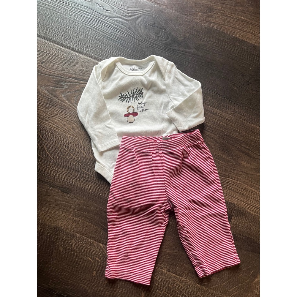 Old Navy Baby Long Sleeve‎ Bodysuit Pants Set 3-6 Months Christmas